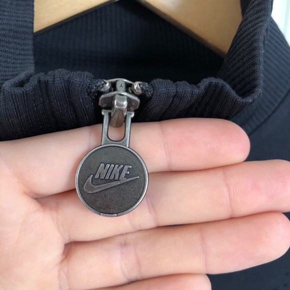 Nike fitted jacket - Picture 3 of 5